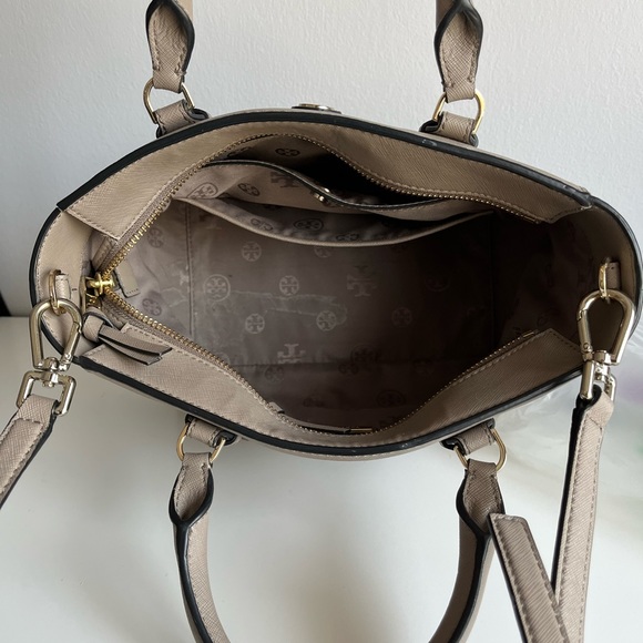 Tory Burch Robinson Satchel - Picture 6 of 7